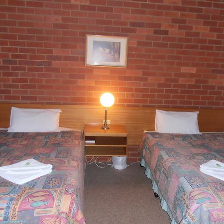 All Rivers Motor Inn Ечука Екстериор снимка
