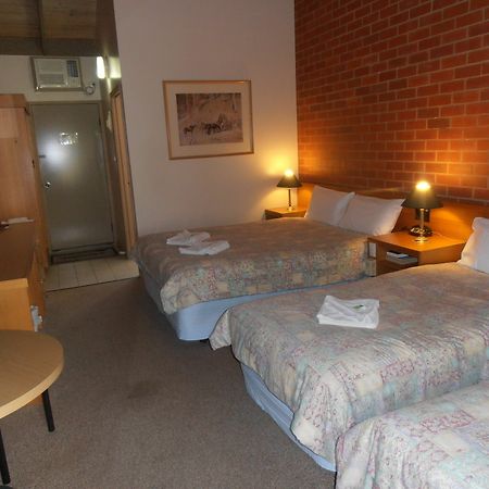 All Rivers Motor Inn Ечука Екстериор снимка