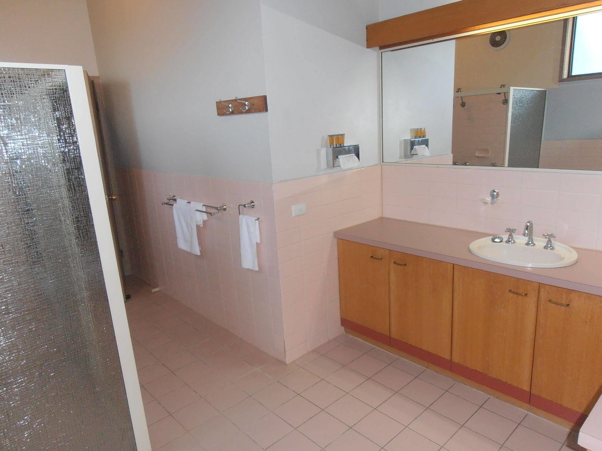 All Rivers Motor Inn Ечука Екстериор снимка