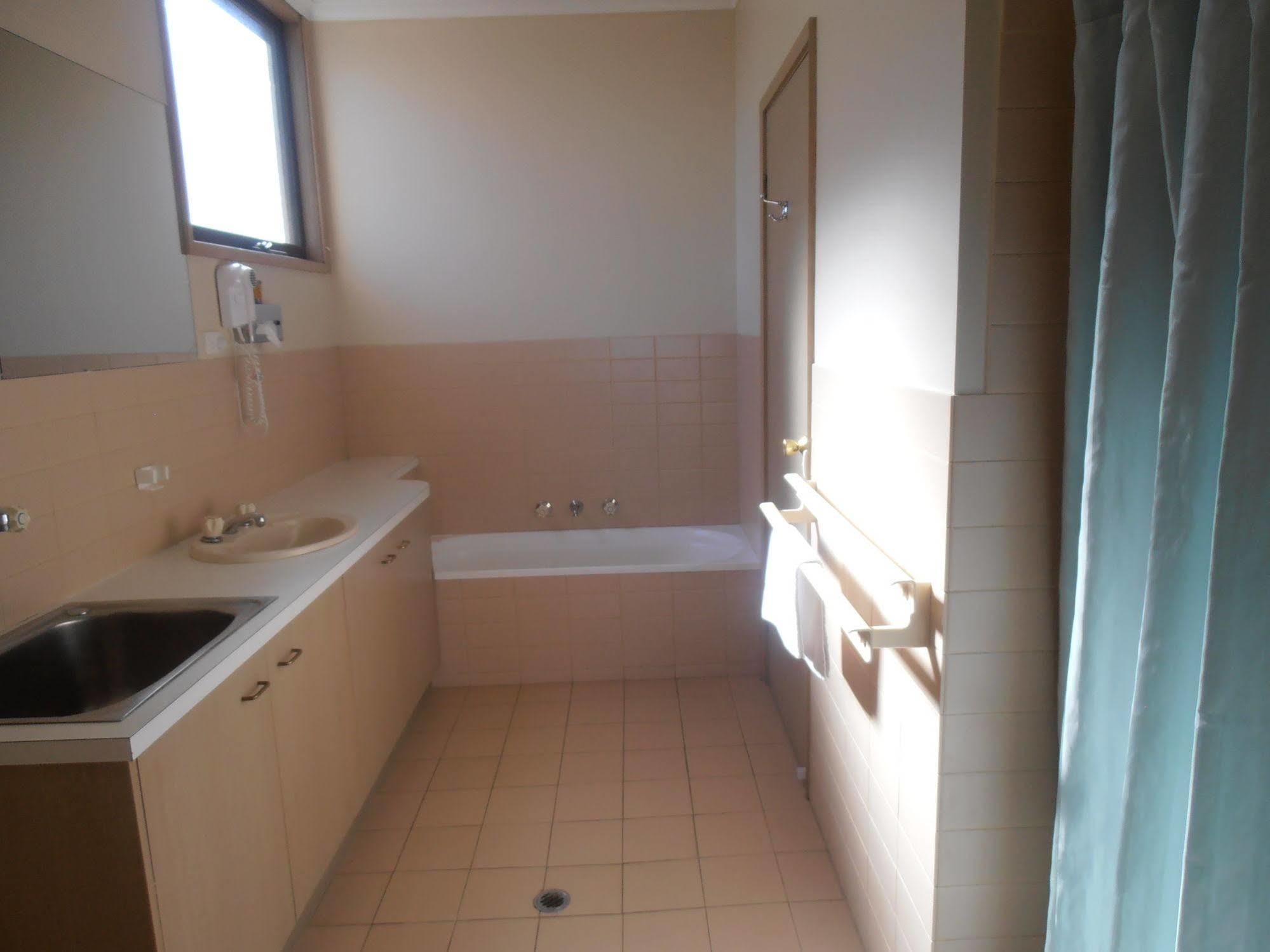 All Rivers Motor Inn Ечука Екстериор снимка
